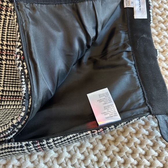Carven houndstooth wool mini skirt EUC US8 - Picture 6 of 6